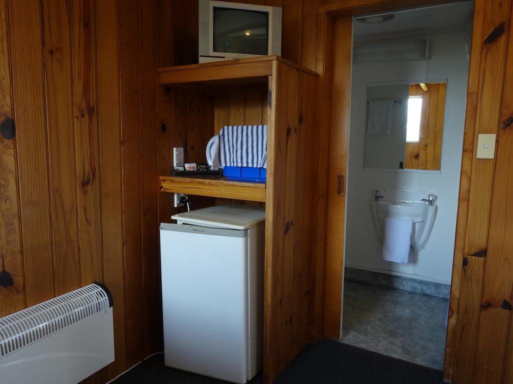 Ninety Mile Beach Holiday Park Waipapakauri Quarto foto