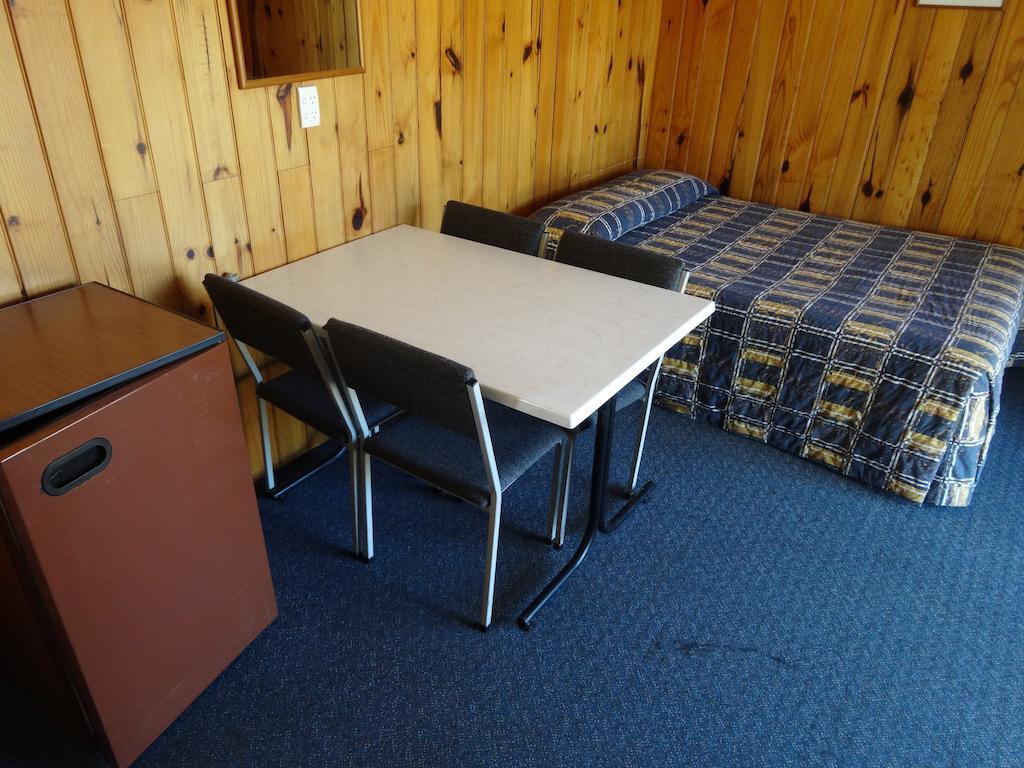 Ninety Mile Beach Holiday Park Waipapakauri Quarto foto